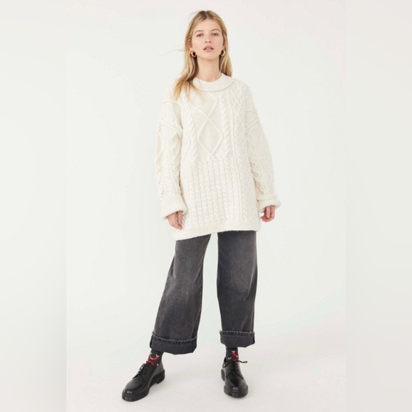 Free People Sweaters - Free People Leslie Cable Knit Oversized Sweater NWOT SIZE S